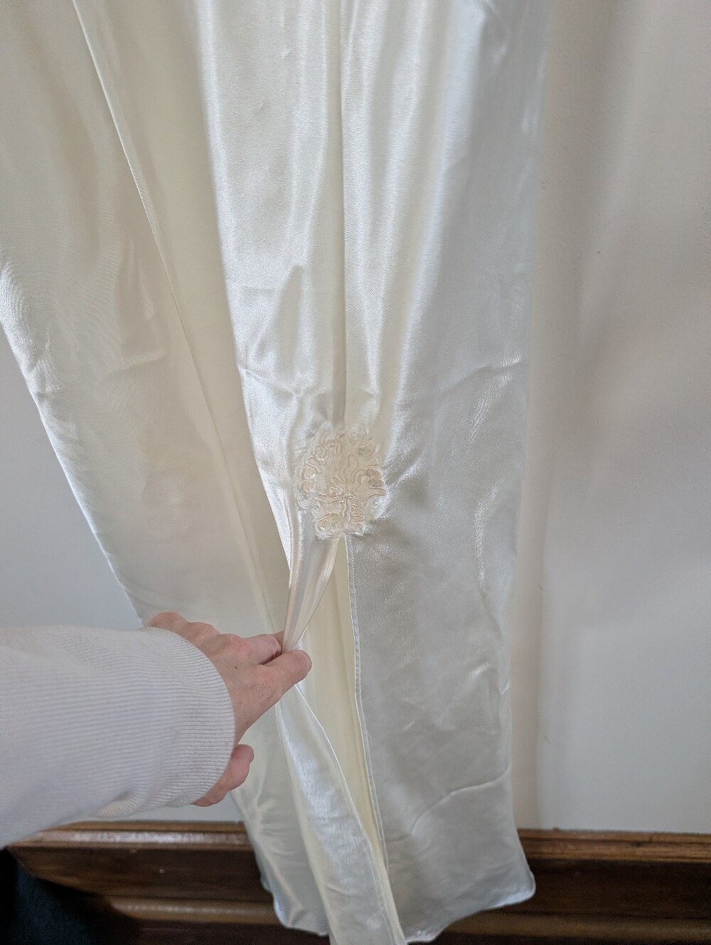 Victoria Secret Y2K 90s Long Maxi Bridal Ivory Nightgown Gown Lace L Large Slit - Picture 3 of 5